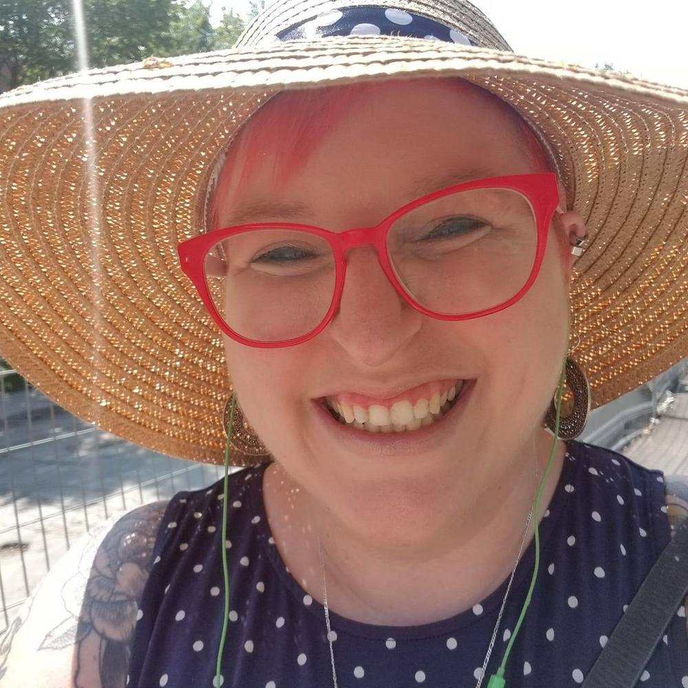 Meet your Posher, Suzanne